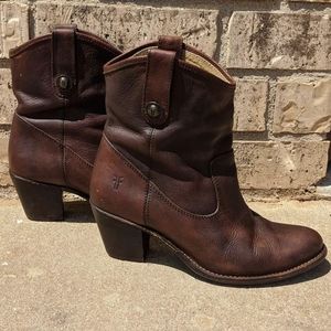 Frye sz 7Jackie Button Boots in "cognac"